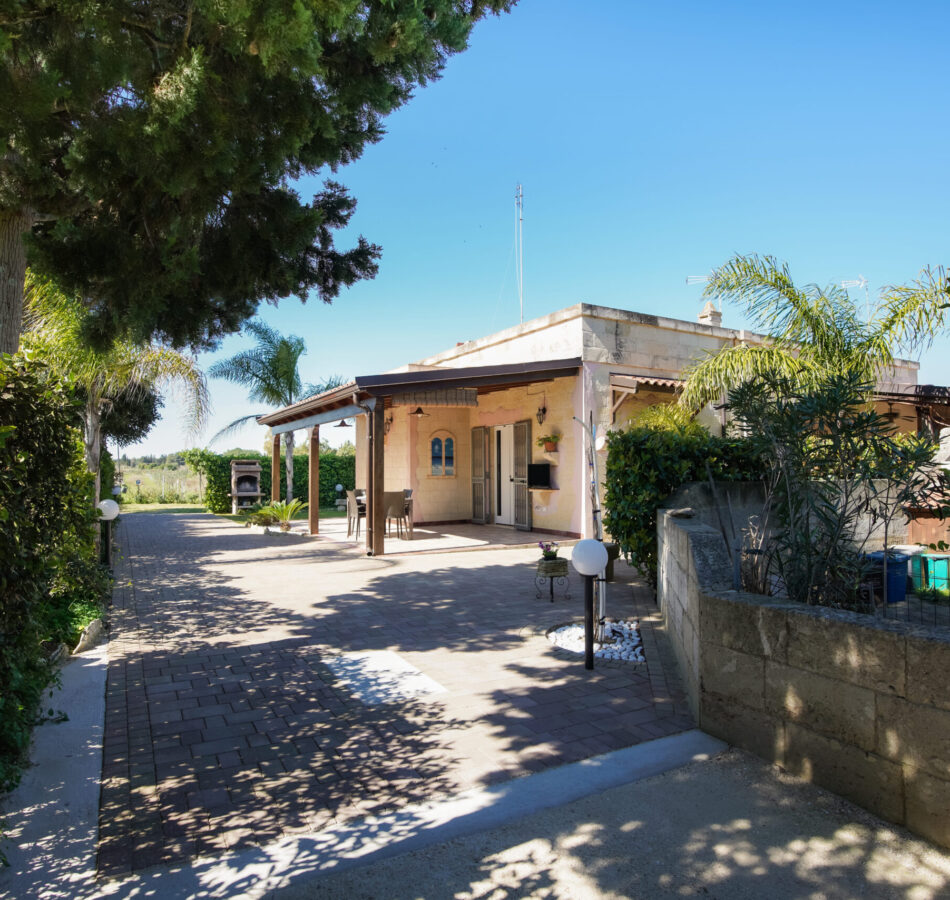 Giardino vista abitazione
